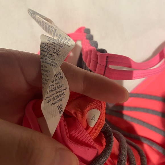 BNWT Lululemon lighten up bra - Picture 4 of 4